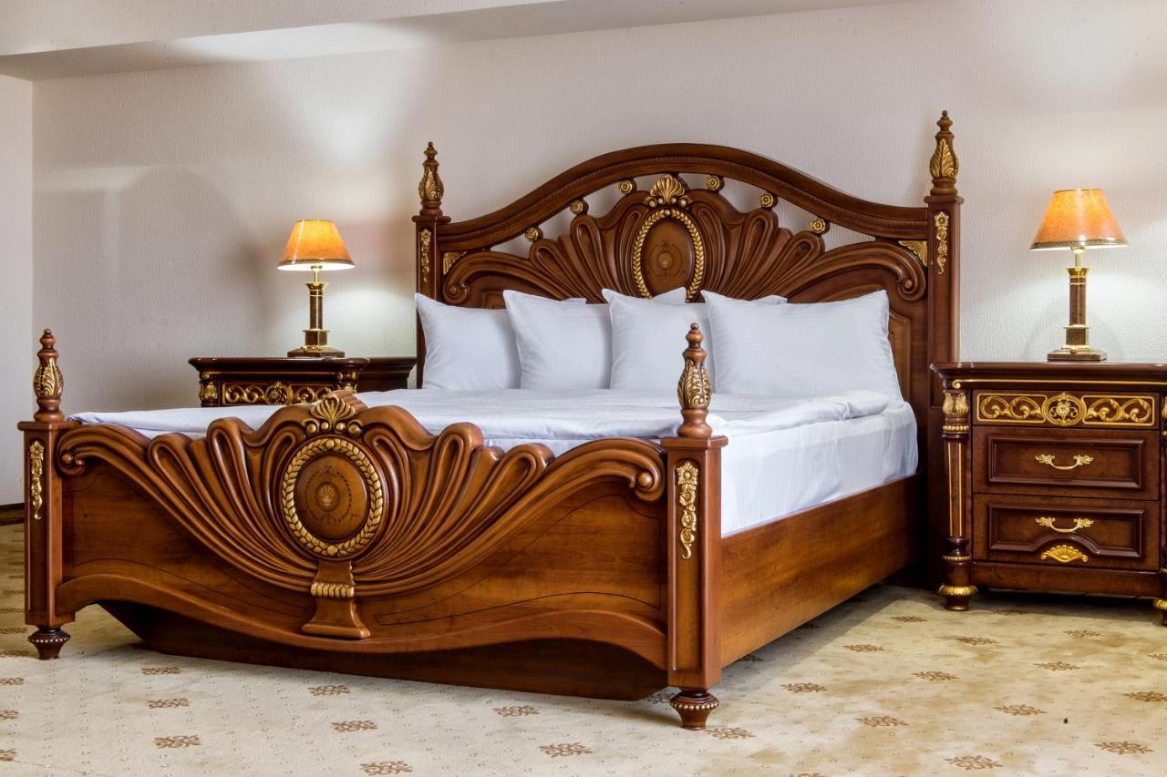 Shymkent Grand Hotel Buitenkant foto