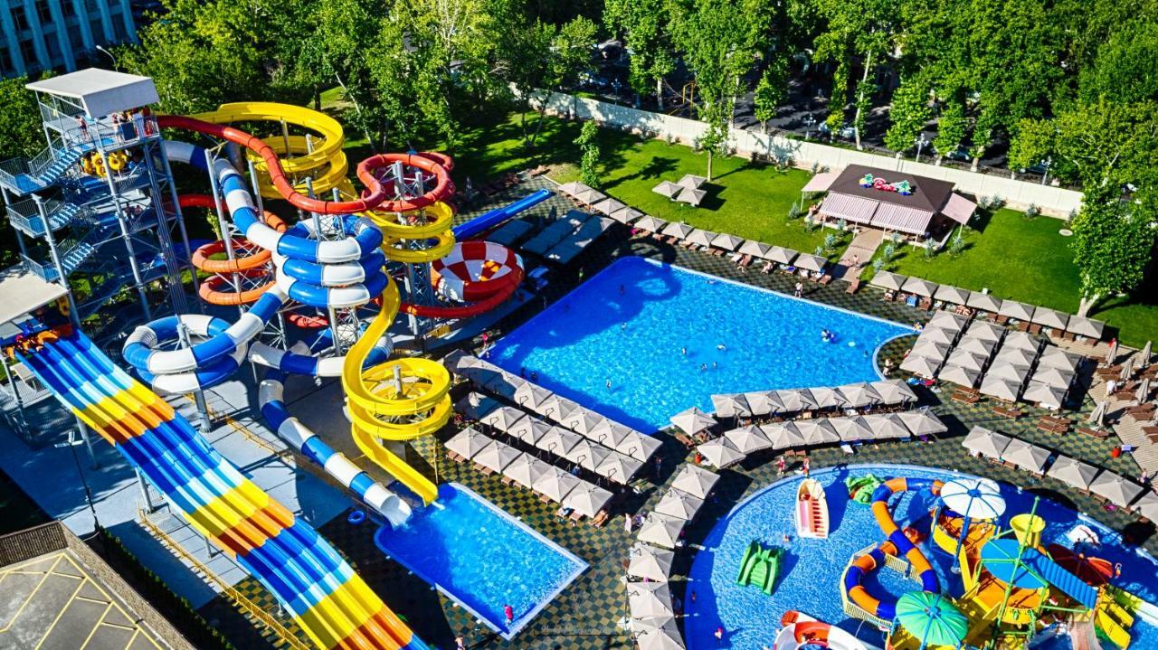 Shymkent Grand Hotel Buitenkant foto